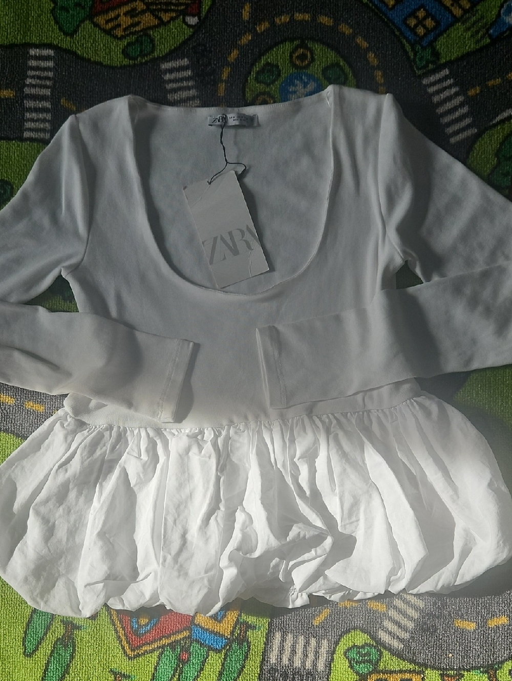 ZARA White Long Sleeve Scoop-Neck Peplum Top